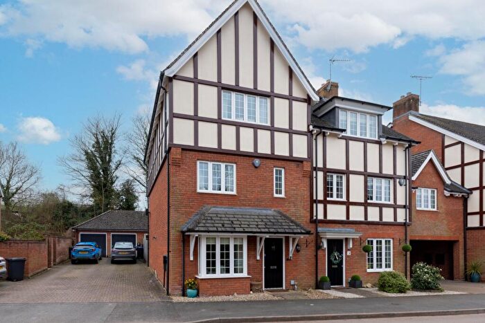 3 Bedroom End Of Terrace House For Sale In Laneham Place, Kenilworth, Warwickshire, CV8