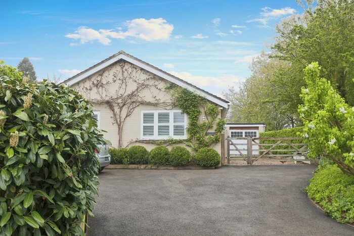 3 Bedroom Bungalow For Sale In Beckford, Tewkesbury, GL20