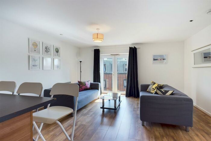 4 Bedroom Apartment To Rent In Rialto, Melbourne Street, Newcastle Upon Tyne, NE1