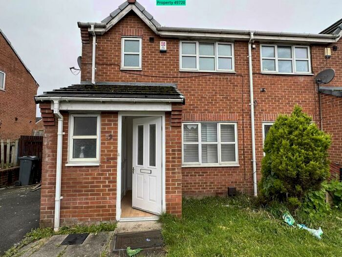 3 Bedroom Semi-Detached House To Rent In Porter Drive, Manchester, M40