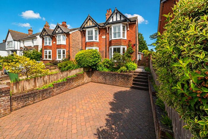 4 Bedroom Semi Detached House For Sale In Barden Road, Speldhurst, Tunbridge Wells, TN3