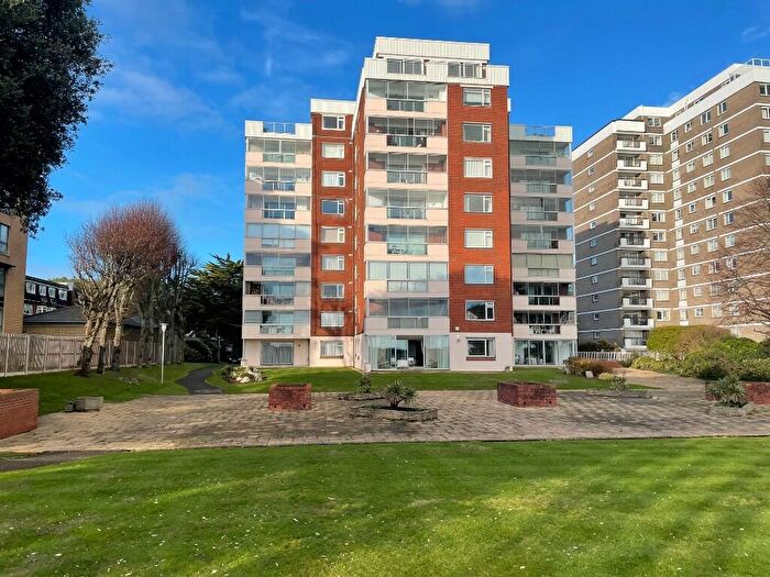 3 Bedroom Apartment For Sale In Manor Road, Bournemouth, Dorset, BH1
