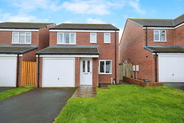 3 Bedroom Detached House For Sale In Etal Drive, Amble, NE65