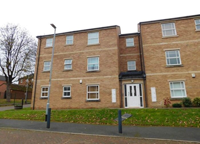 2 Bedroom Apartment To Rent In Broom Mills Road, Farsley, LS28