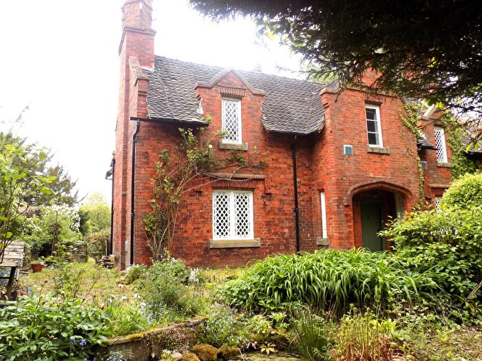 2 Bedroom Cottage For Sale In Aston Lane, Sudbury, DE6