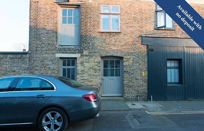 2 Bedroom Commercial Property To Rent In Suffolk Street, Whitstable, CT5