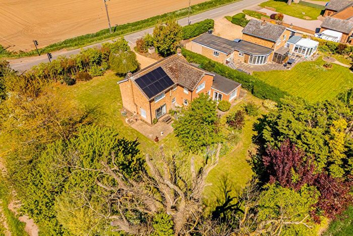 4 Bedroom Detached House For Sale In Horseshoe Road, Spalding, PE11