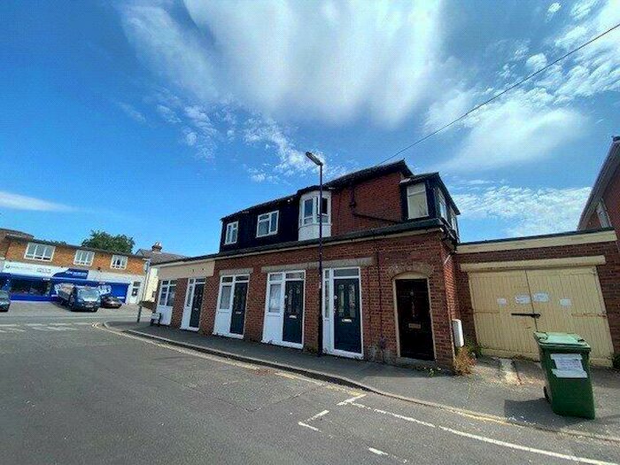 Apartment To Rent In Shirley Road, Southampton, Hampshire, SO15