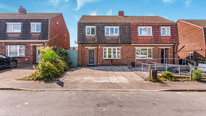 3 Bedroom Semi-Detached House For Sale In MacGregor Crescent, Tamworth, B77