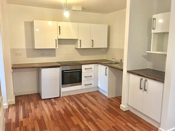 1 Bedroom Flat To Rent In Clyde Court, Leicester, LE1