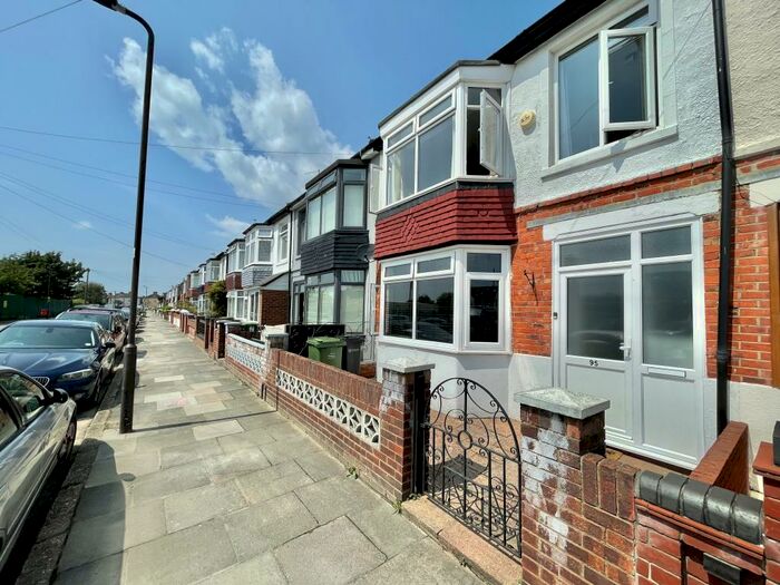 3 Bedroom House To Rent In Battenburg Avenue, Hilsea, PO2