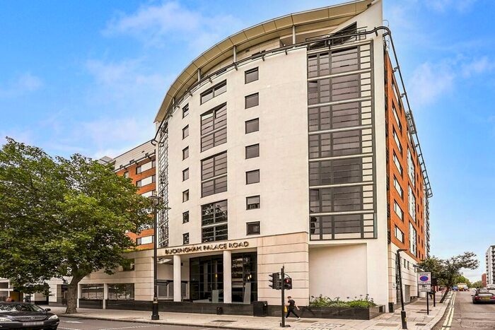 2 Bedroom Flat To Rent In Buckingham Palace Road, London, SW1W