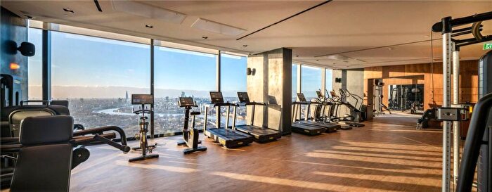 Apartment For Sale In Landmark Pinnacle, Marsh Wall, London, E14