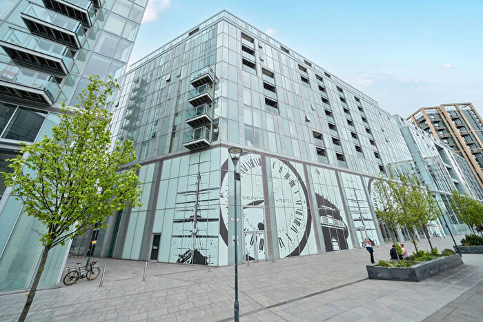 2 Bedroom Apartment For Sale In Dancers Way, London, SE8