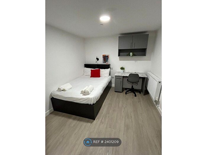 Studio To Rent In Humphrey Road, Manchester, M16