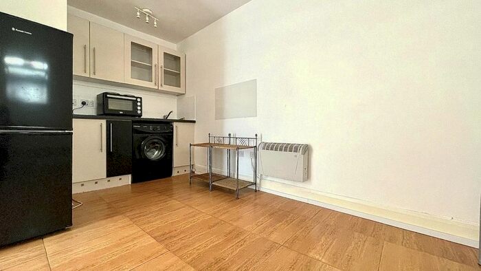 1 Bedroom Studio To Rent In Empire Parade, Great Cambridge Road, London, N18