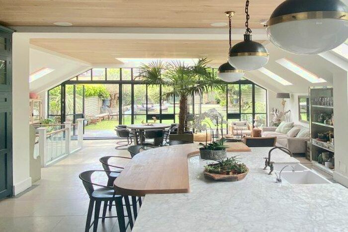 5 Bedroom Property To Rent In Wingate Road, London, W6