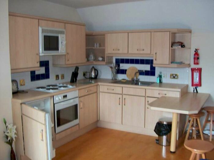 1 Bedroom Flat To Rent In Henley Street Stratford-upon-avon, CV37