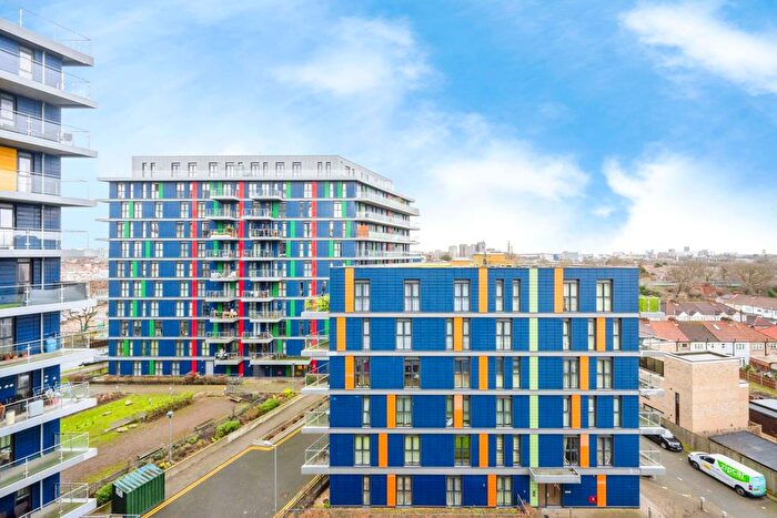 1 Bedroom Flat For Sale In Hatton Road, Wembley, HA0