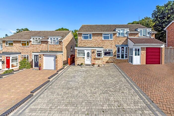 3 Bedroom Semi Detached House For Sale In Reedham Crescent, Cliffe Woods, ME3