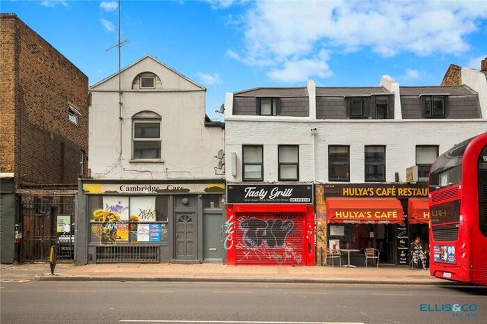 2 Bedroom Apartment To Rent In Cambridge Heath Road, London, E2