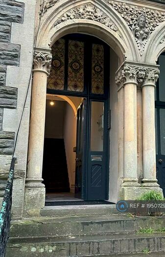 3 Bedroom Flat To Rent In Roath, Cardiff, CF24