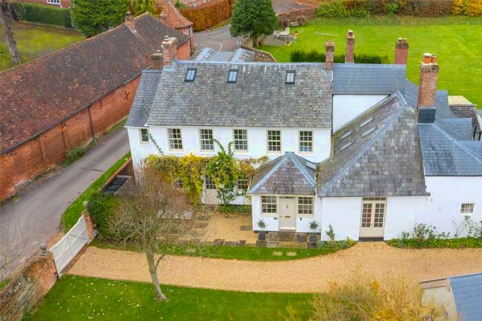 4 Bedroom House For Sale In The White House, Little Bedwyn, Marlborough, Wiltshire, SN8
