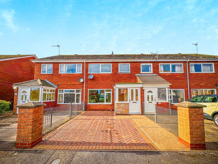 3 Bedroom Terraced House To Rent In Russell Avenue, North Hykeham, Lincoln, LN6