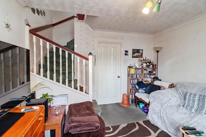 2 Bedroom Semi-Detached House For Sale In Millwright Way, Flitwick, Bedford, MK45