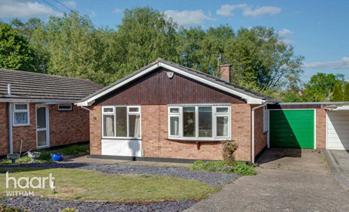 3 Bedroom Detached Bungalow For Sale In Barnardiston Way, Witham, CM8