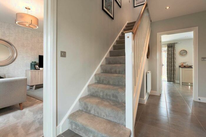 5 Bedroom Detached House For Sale In Bullens Green Lane, Colney Heath, AL4