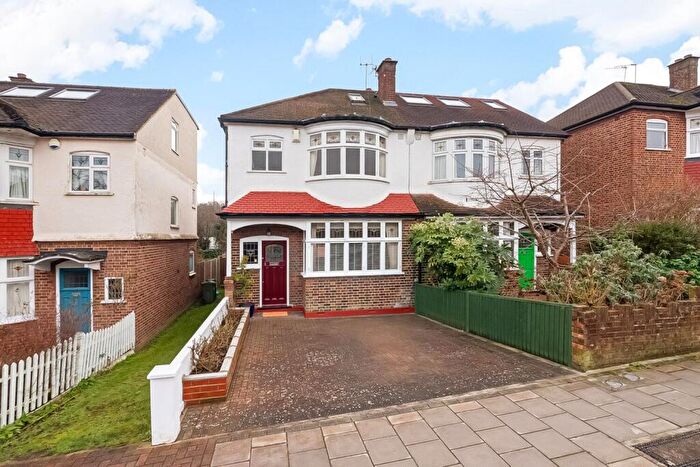 3 Bedroom Semi Detached House For Sale In Norwood Park Road, West Norwood, London, SE27