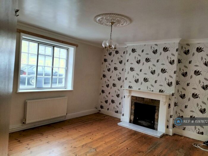 2 Bedroom Flat To Rent In Branston, Lincoln, LN4