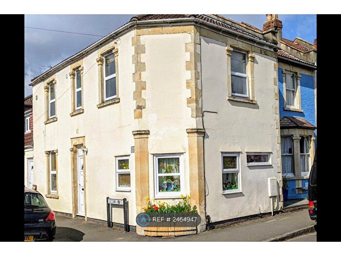 1 Bedroom Flat To Rent In Mina Road, Bristol, BS2