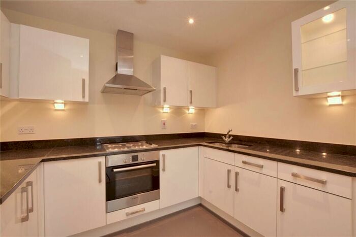 1 Bedroom Flat To Rent In Chisholm Road, Croydon, Surrey, CR0