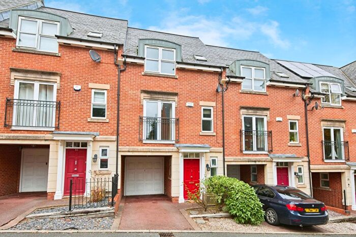 3 Bedroom Town House For Sale In St Katherines Court, Derby, DE22