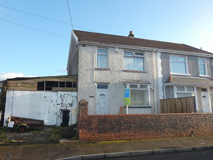 3 Bedroom Semi-Detached House For Sale In Cedar Street, Cwmgwrach, Neath., SA11
