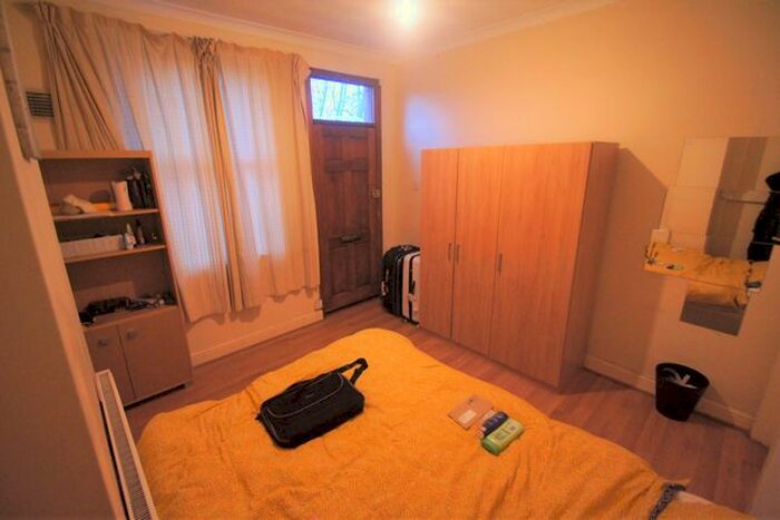 4 Bedroom End Of Terrace House To Rent In Oxford Street, Coventry, CV1