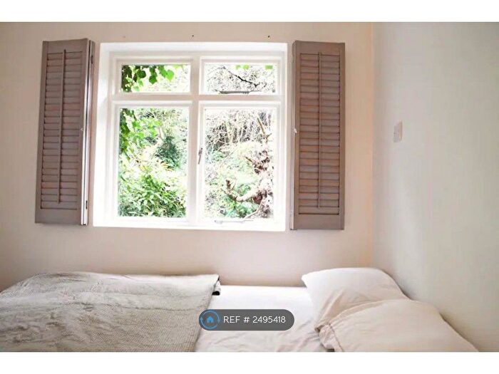 2 Bedroom Flat To Rent In Archway Road, London, N19