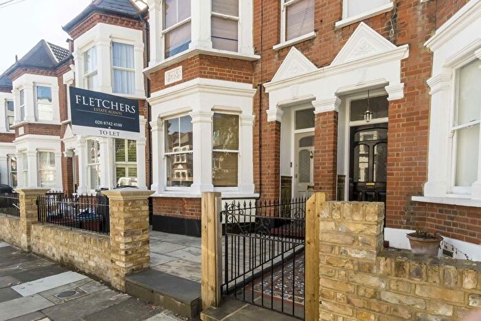 1 Bedroom Flat To Rent In Wilton Avenue, Chiswick, W4