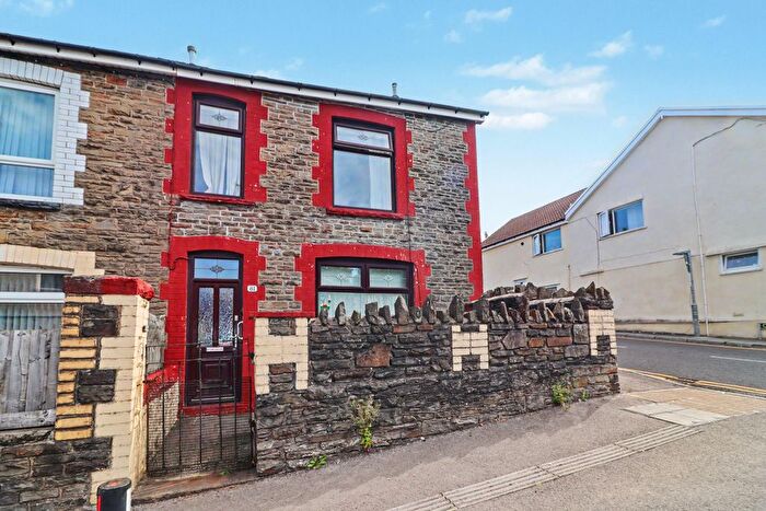 2 Bedroom End Of Terrace House For Sale In Commercial Street, Aberbargoed, Bargoed, CF81