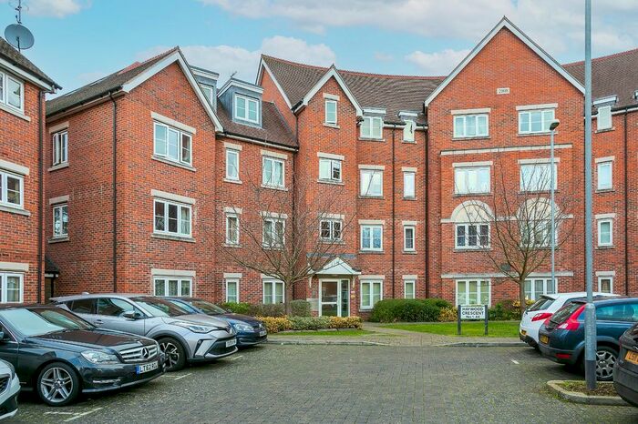 1 Bedroom Flat To Rent In Haywood Crescent, Lockhart Road, Watford, Hertfordshire, WD17