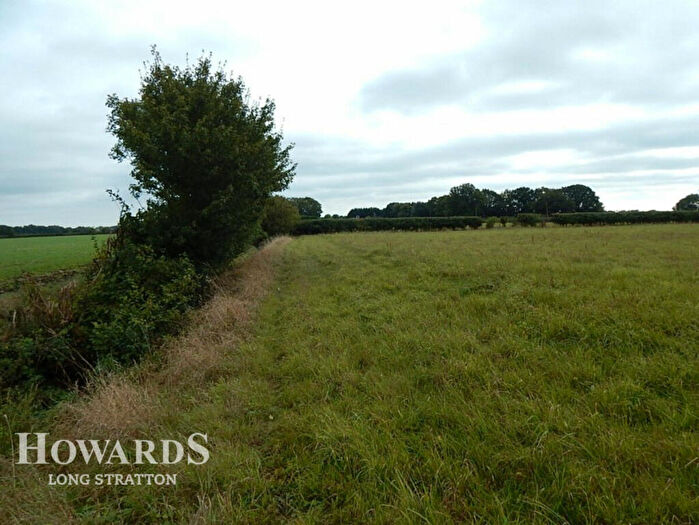 1 Bedroom Property For Sale In North Green Road, Pulham Market, IP21