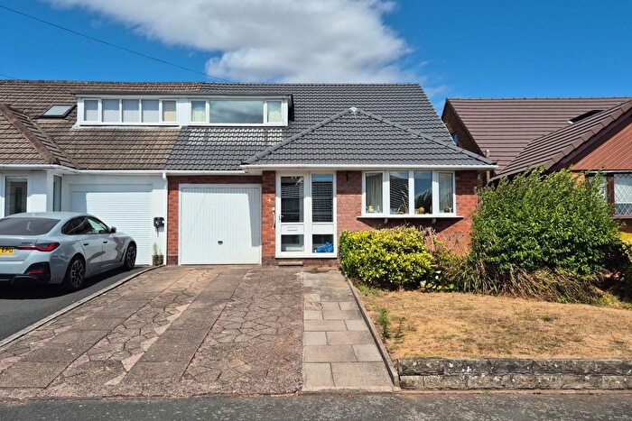 4 Bedroom Semi Detached House For Sale In Larkspur Avenue, Burntwood, WS7