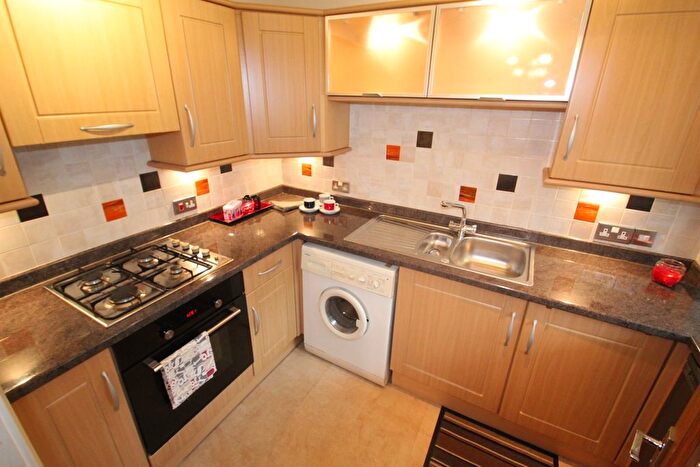 2 Bedroom Flat To Rent In Auldhouse Court, Glasgow, G43