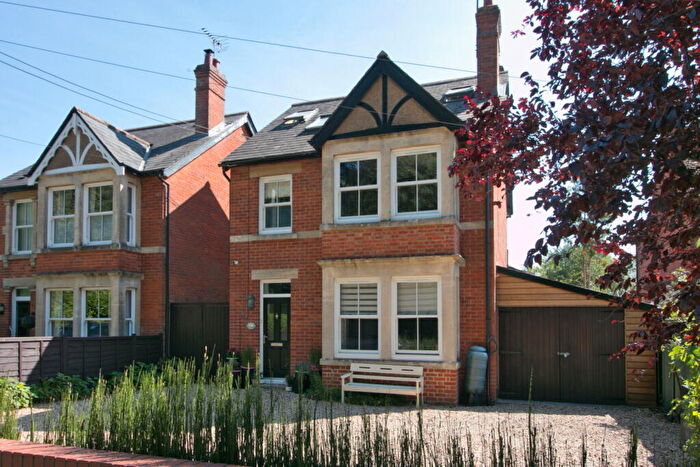 4 Bedroom Detached House For Sale In Nursteed Road, Devizes, Wiltshire, SN10