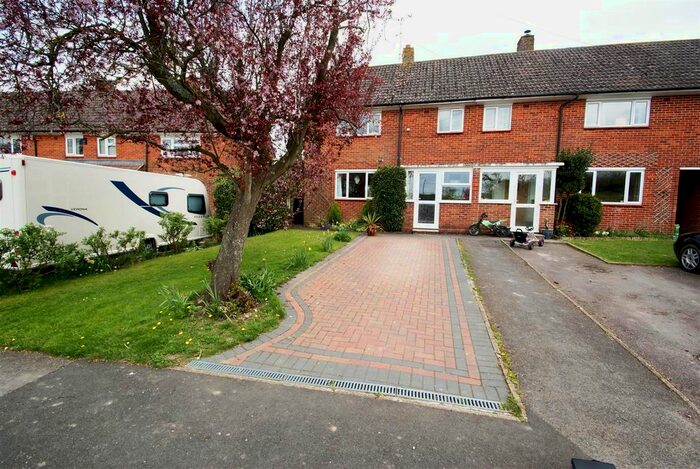 3 Bedroom End Of Terrace House To Rent In Roberts Road, Barton Stacey, SO21