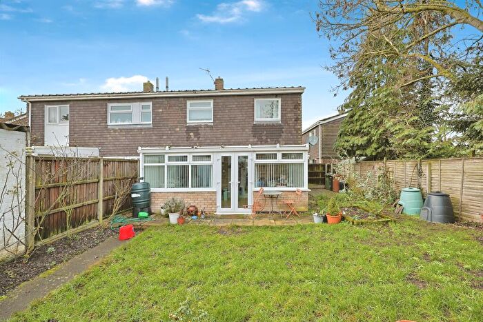 3 Bedroom Semi-Detached House For Sale In Ashleigh Gardens, Wymondham, NR18