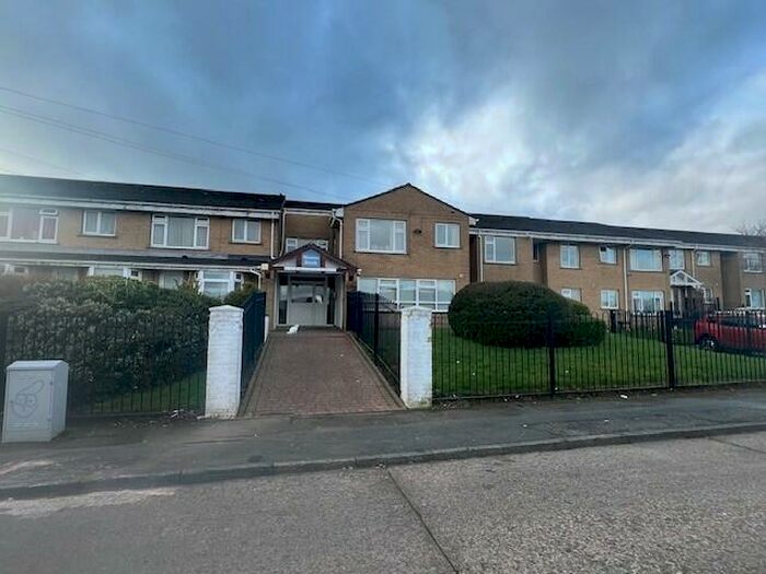 2 Bedroom Apartment To Rent In Weavers Brook, Cumberland Close, Halifax, HX2