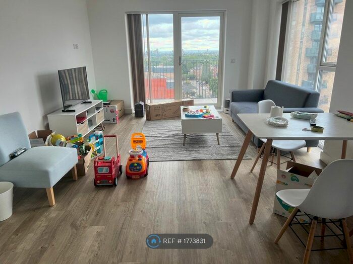 2 Bedroom Flat To Rent In Byron Court, Harrow, HA1